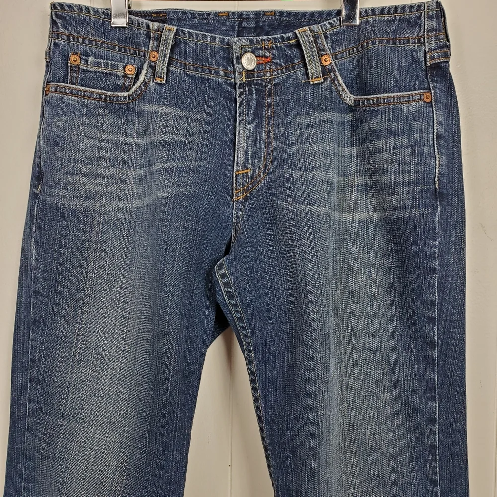 Lucky Brand wonder crop jeans size 28